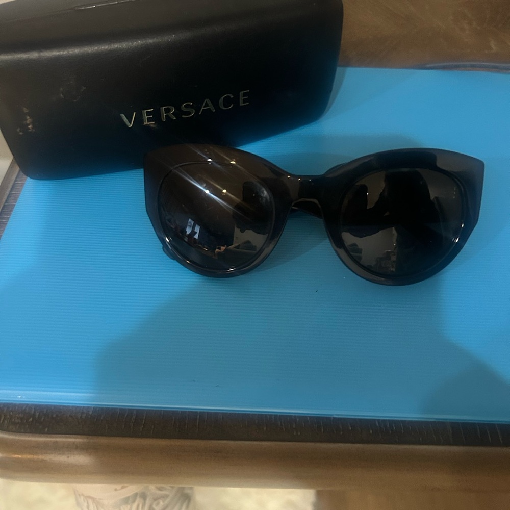 Versace Black Oversized Cat-Eye Sunglasses